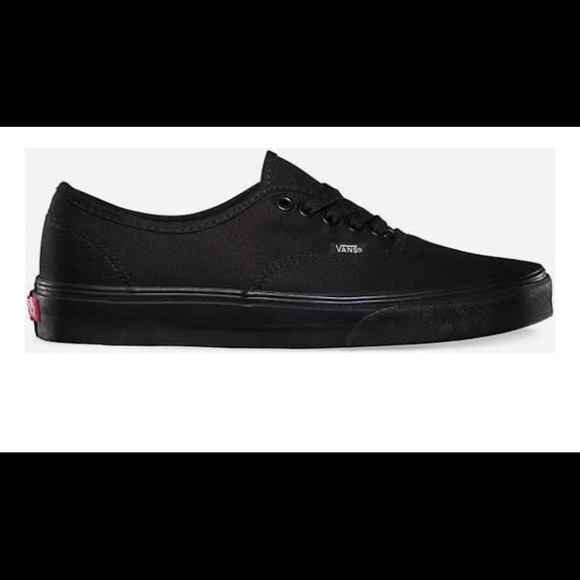 vans slip on total black